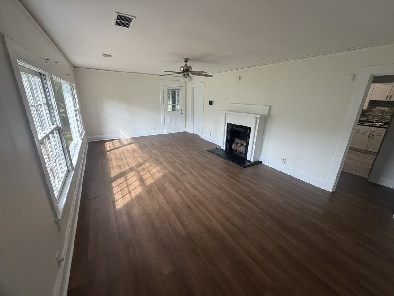 178 Church St - Photo 2 of 25