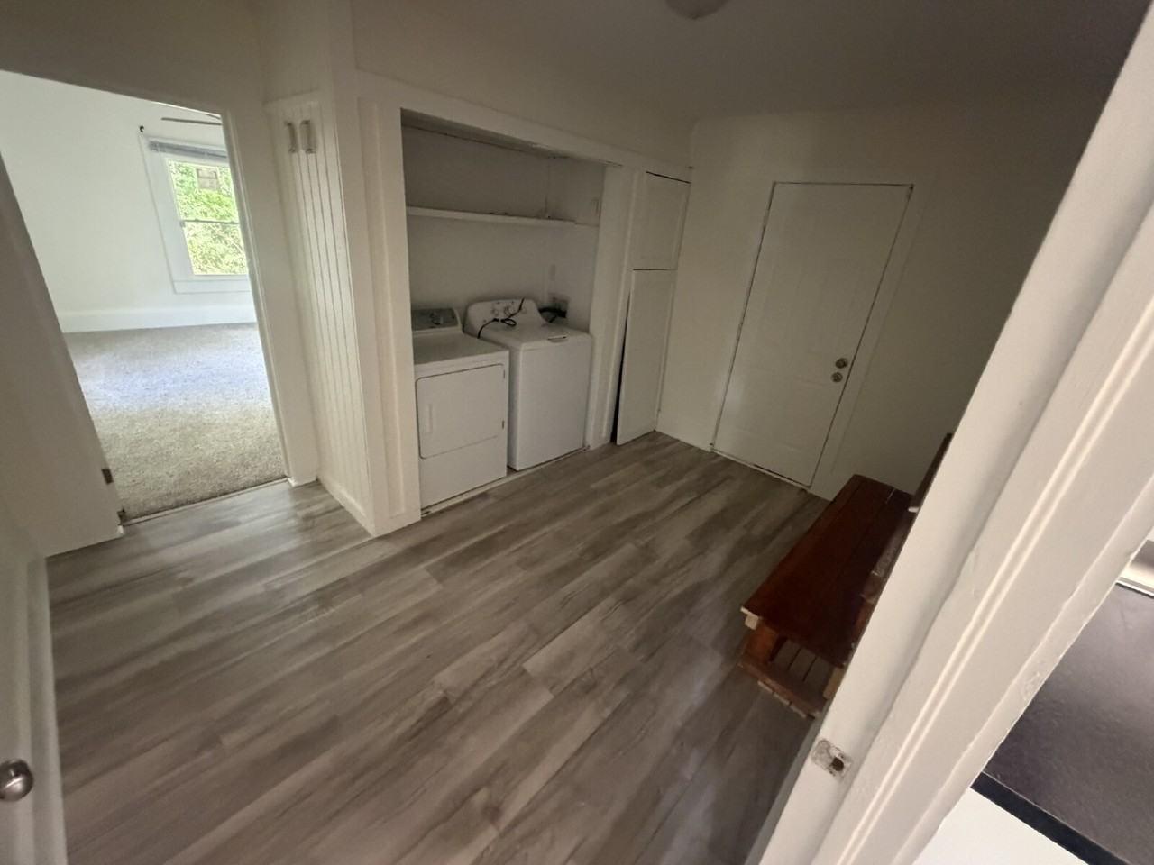 178 Church St - Photo 5 of 25