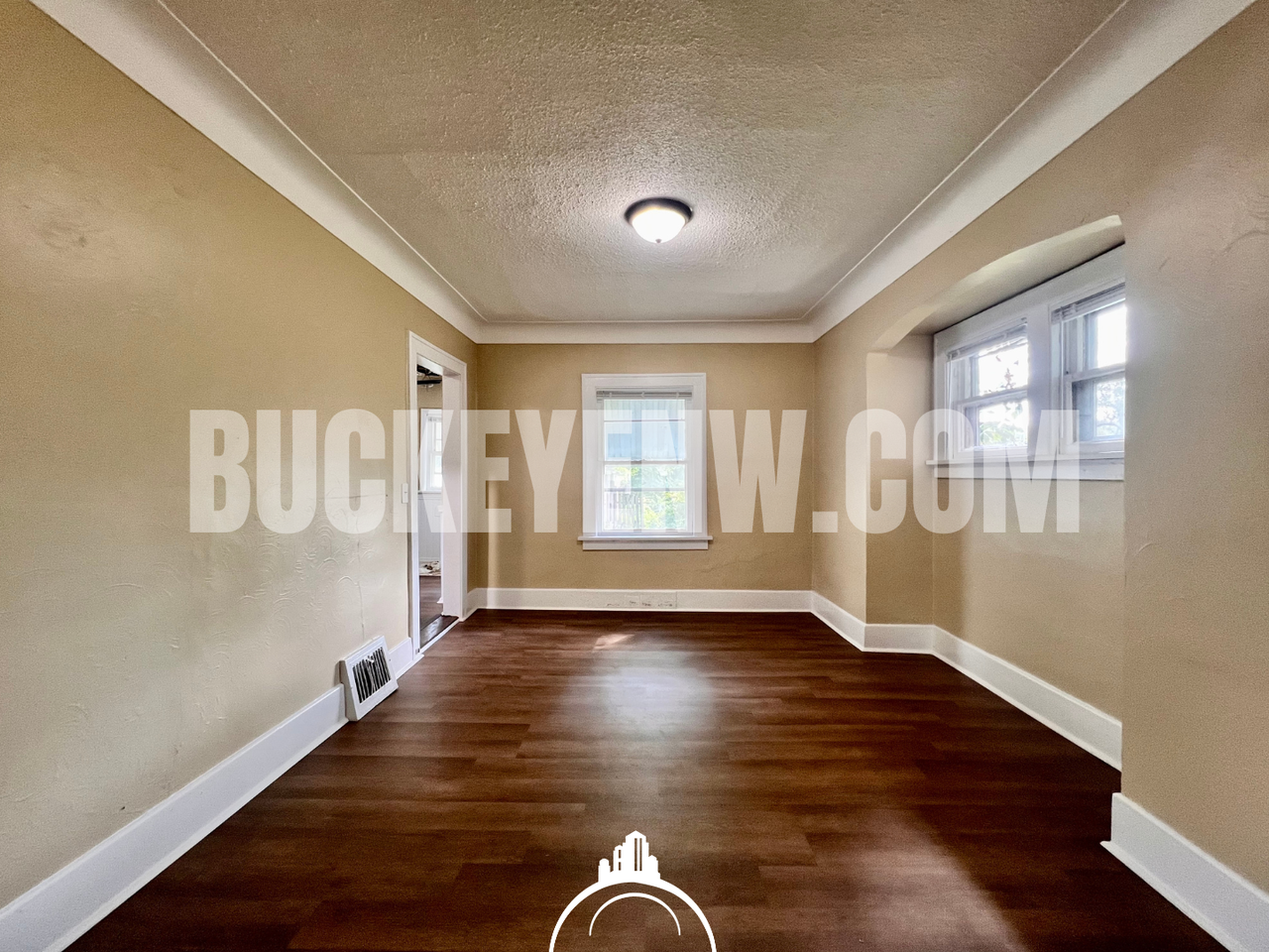 531 Shasta Dr - Photo 5 of 10