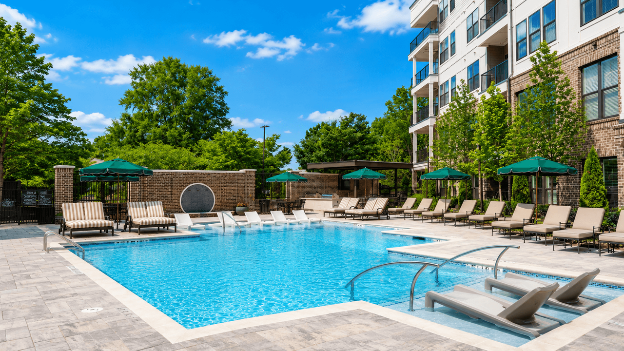 Rue 108 Luxury Apartments - Photo 4 of 46