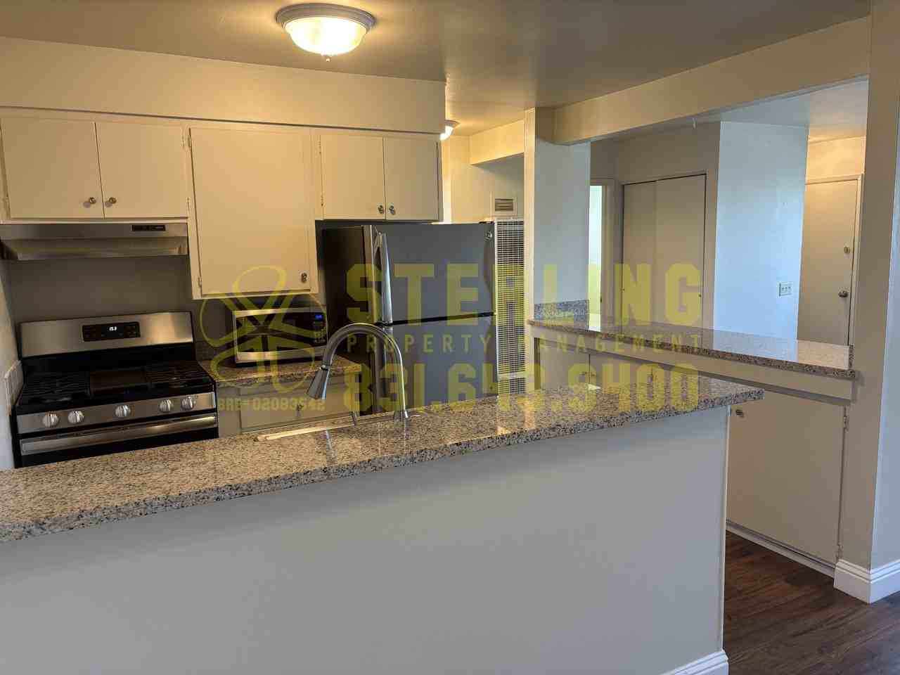 1042 Forest Avenue - Photo 2 of 33