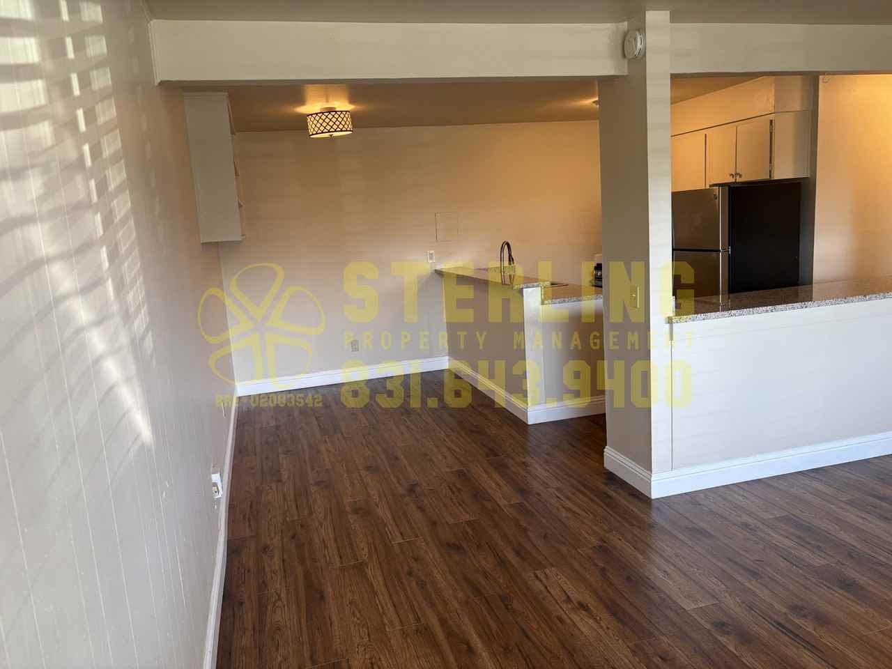 1042 Forest Avenue - Photo 4 of 33