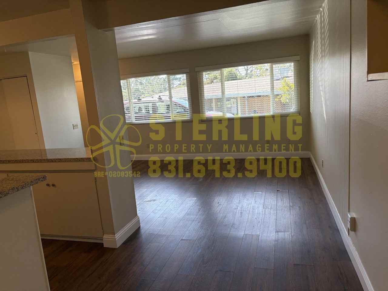 1042 Forest Avenue - Photo 5 of 33