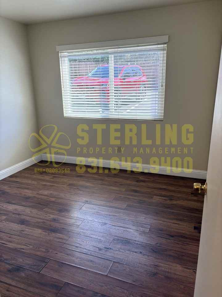 1042 Forest Avenue - Photo 6 of 33