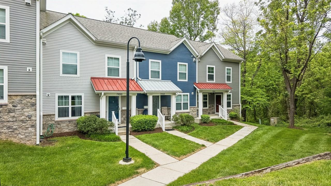 Scotland Townhomes - Photo 5 of 18