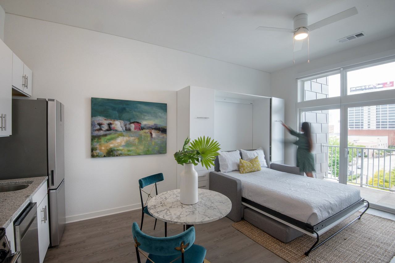20 Midtown - Photo 5 of 6