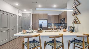 featured image of 1090 W Exchange Pkwy