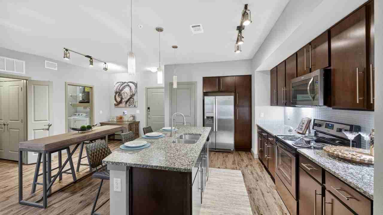 The Carson at Twin Creeks - Photo 5 of 30