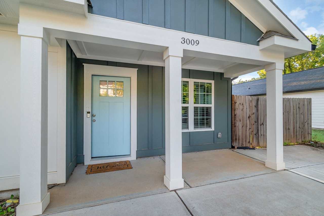 3009 Reid Ave - Photo 4 of 41