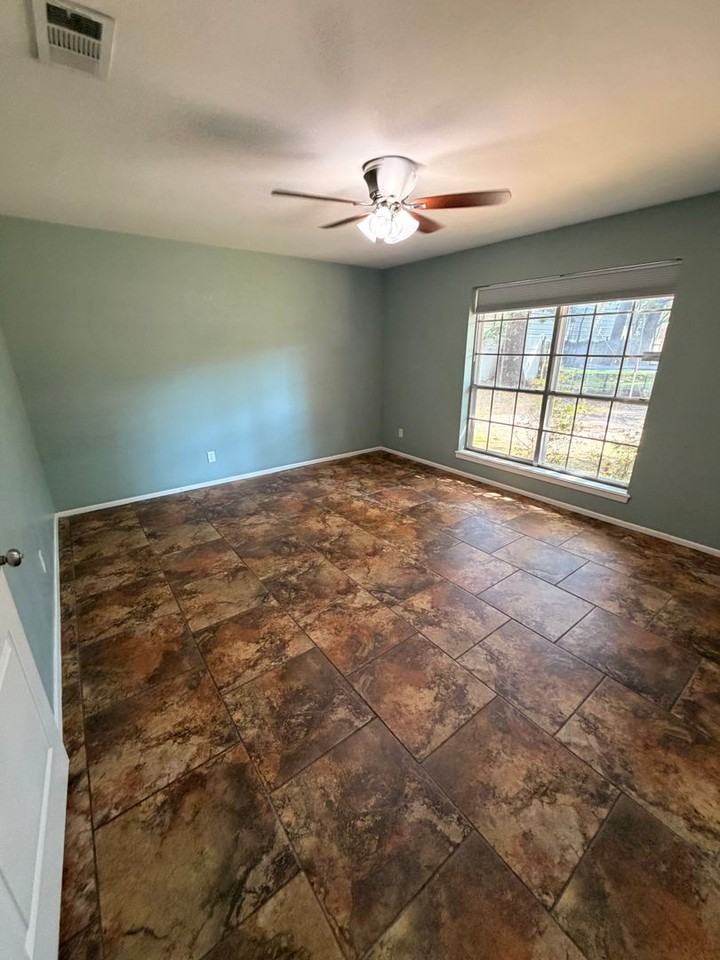 10 Clay Ave - Photo 7 of 23