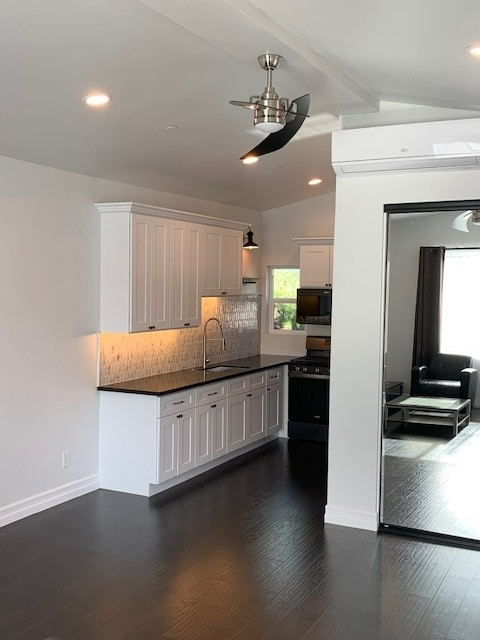 7405 Juneau Ln - Photo 3 of 8