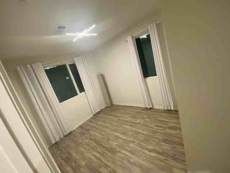 18441 W Montage Ln #2 - Photo 3 of 4