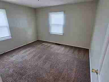1524 W Kettelle St - Photo 3 of 13