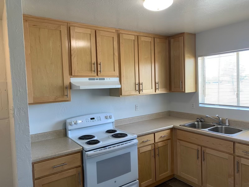 190 W Alamo St #A - Photo 2 of 9