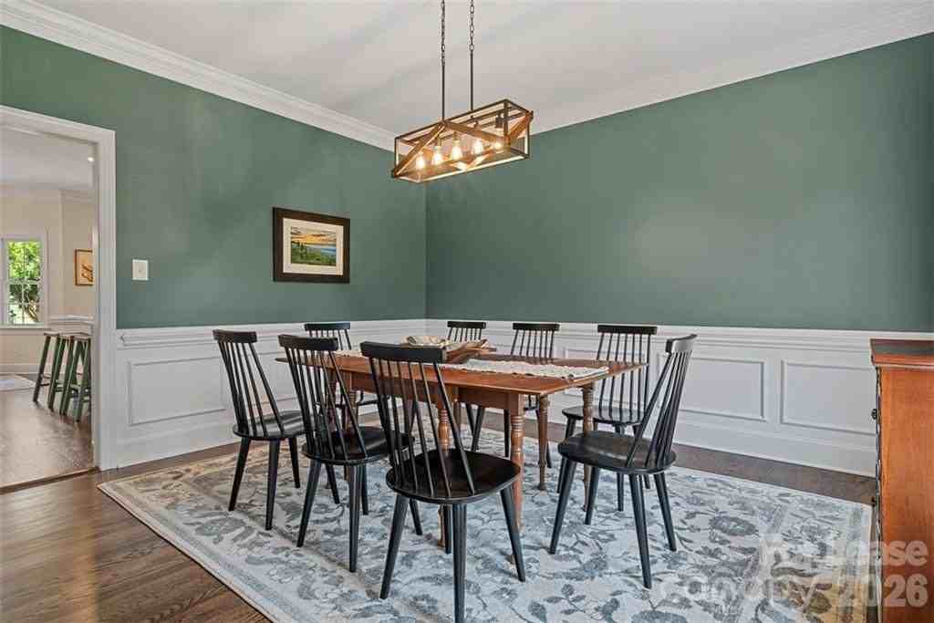 6135 Highview Rd #B - Photo 3 of 19