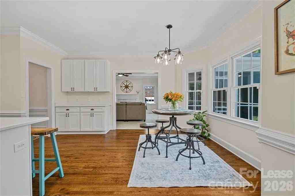 6135 Highview Rd #B - Photo 6 of 19