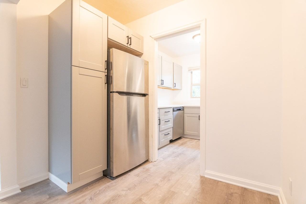 Glencourt Apartments - Photo 2 of 39