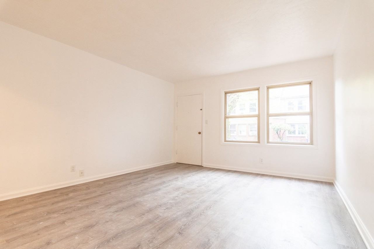 Glencourt Apartments - Photo 6 of 39