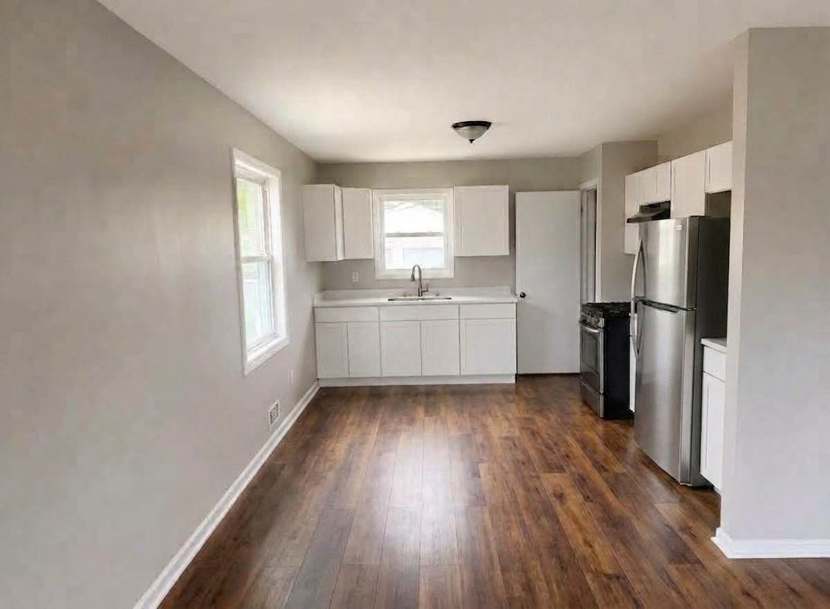 15917 Steinway Blvd - Photo 5 of 12