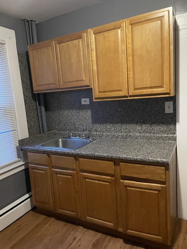 12 Hubbard St 1st Fl #1stFL - Photo 3 of 4