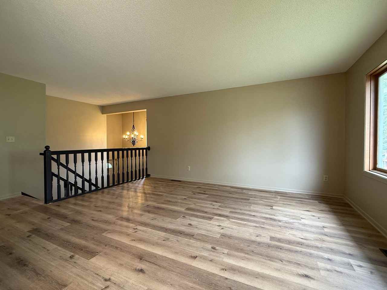 8916 Magnolia Ln N - Photo 7 of 21