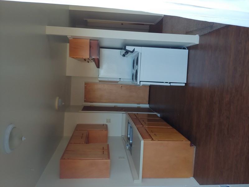 422 S St #1 - Photo 3 of 7