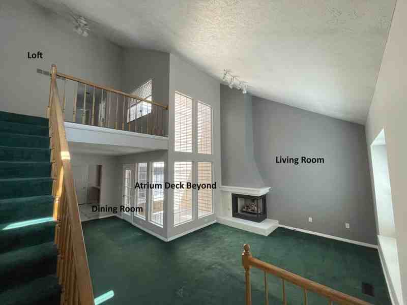836 E Pond View Way - Photo 3 of 21