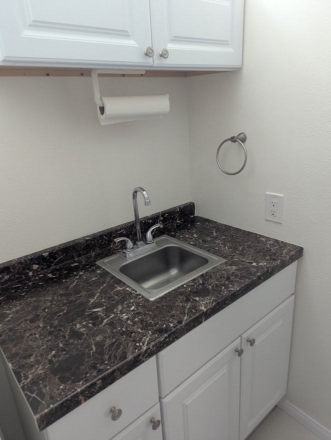 1015 Canal St - Photo 5 of 10