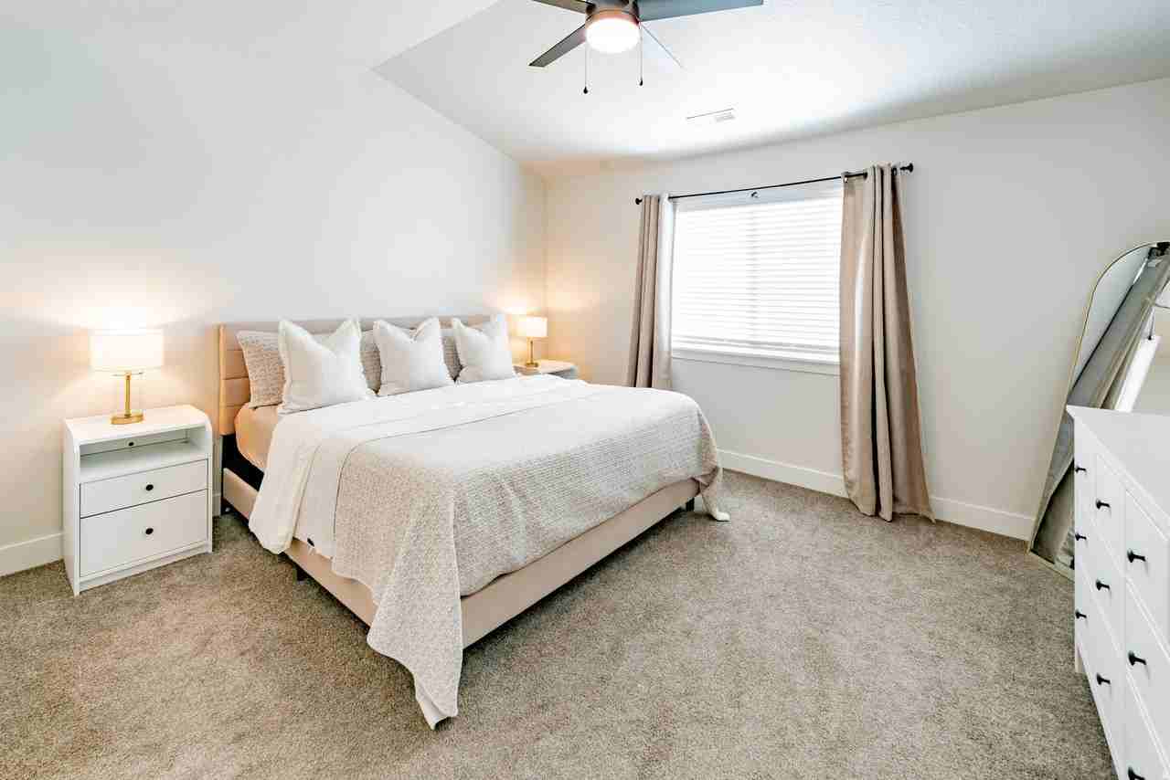 4881 S Heartwood Rd - Photo 7 of 17