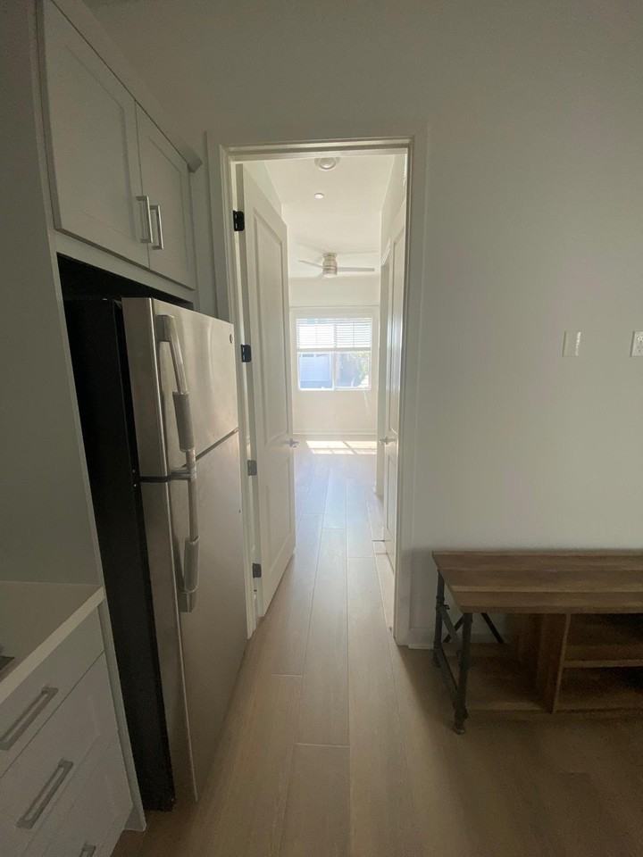 705 Westbrook Loop - Photo 4 of 7