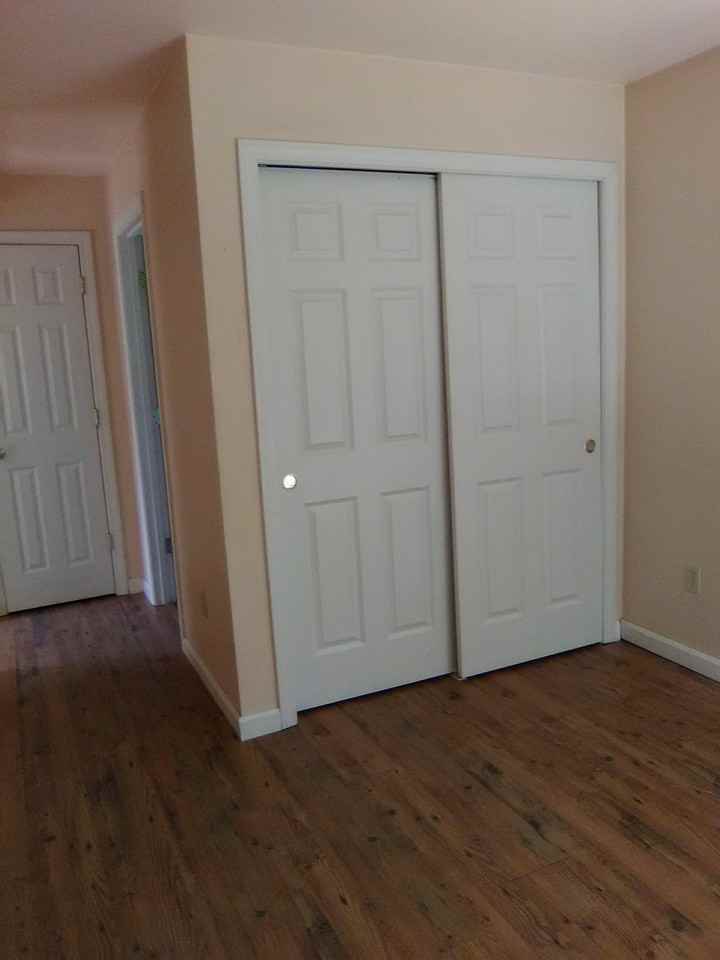 28 Taryn Dr #1 - Photo 6 of 9
