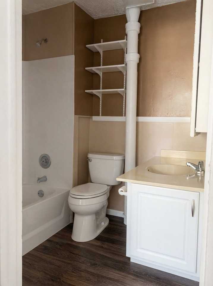 1316 14th St #1-2 - Photo 7 of 9