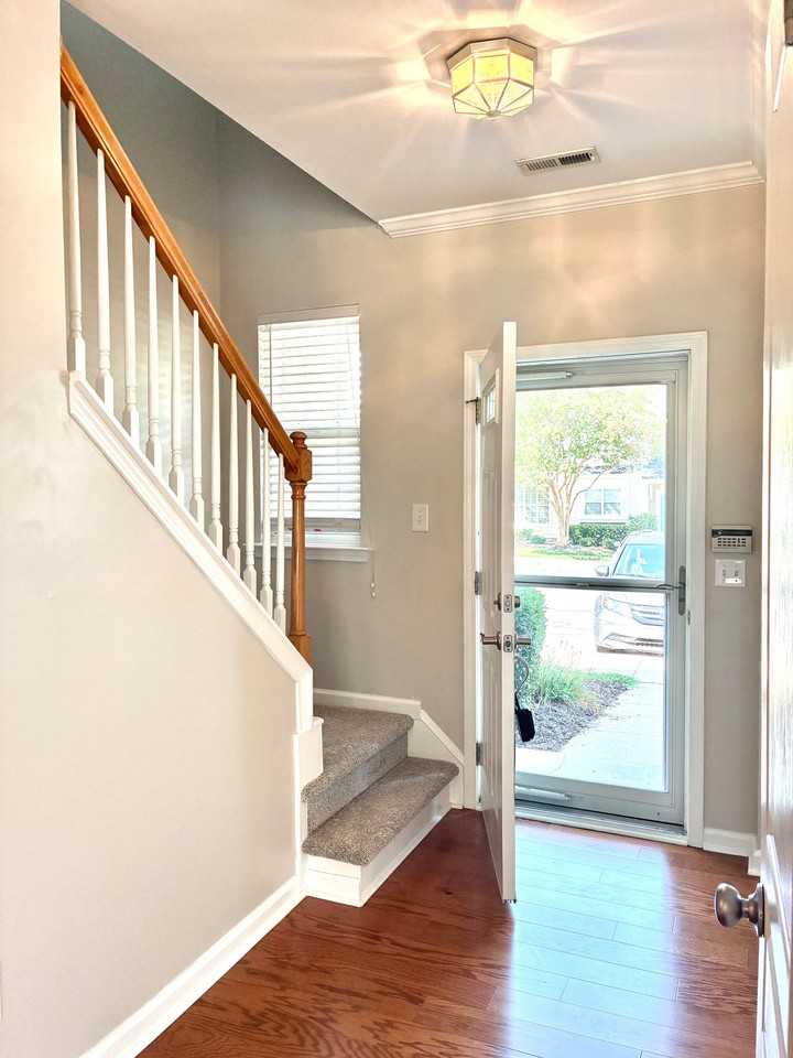 413 Colwick Ln - Photo 2 of 20