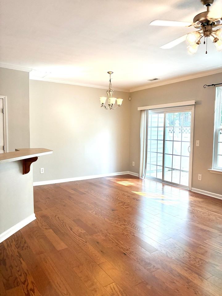 413 Colwick Ln - Photo 6 of 20