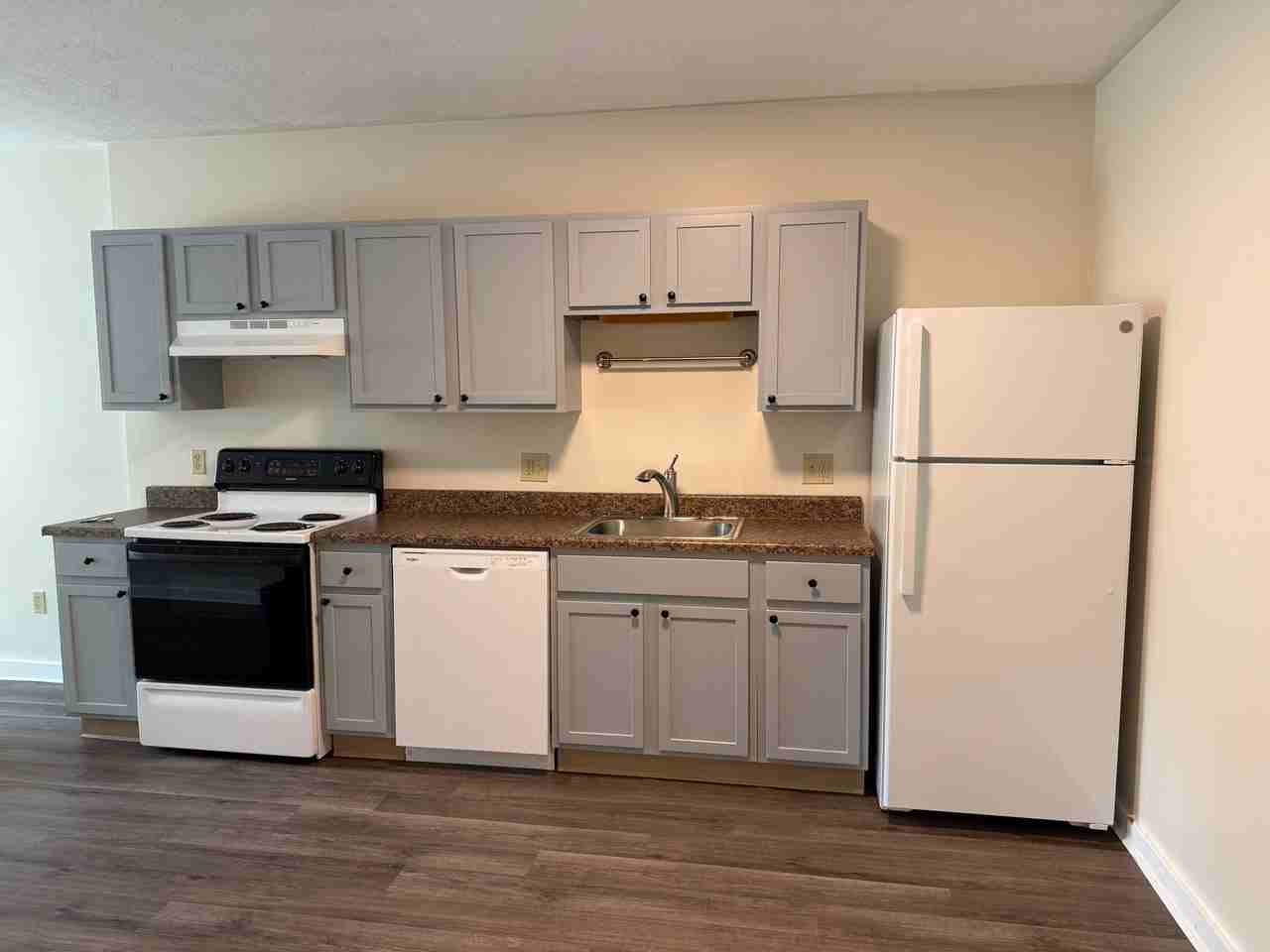 30 Gatehouse Rd #102