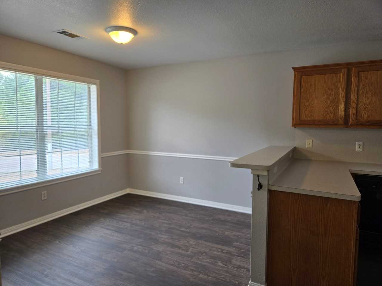 1742 Rock Hollow Loop #1742 - Photo 4 of 11