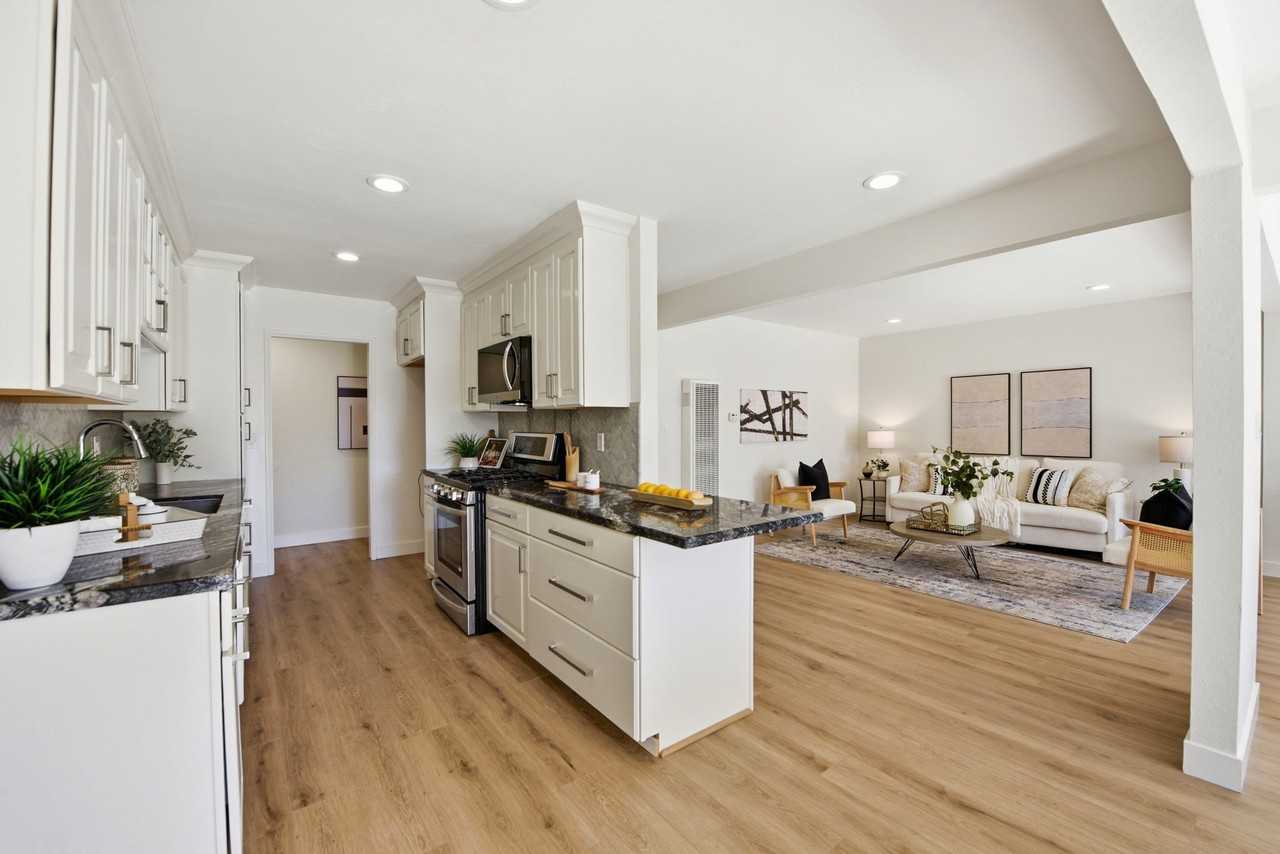 4498 Ladner St - Photo 7 of 20