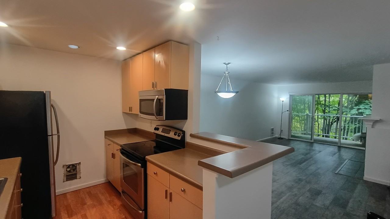 16100 Bothell Everett Hwy #E105 - Photo 4 of 13