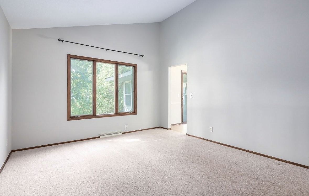 16501 29th Ave N - Photo 6 of 9