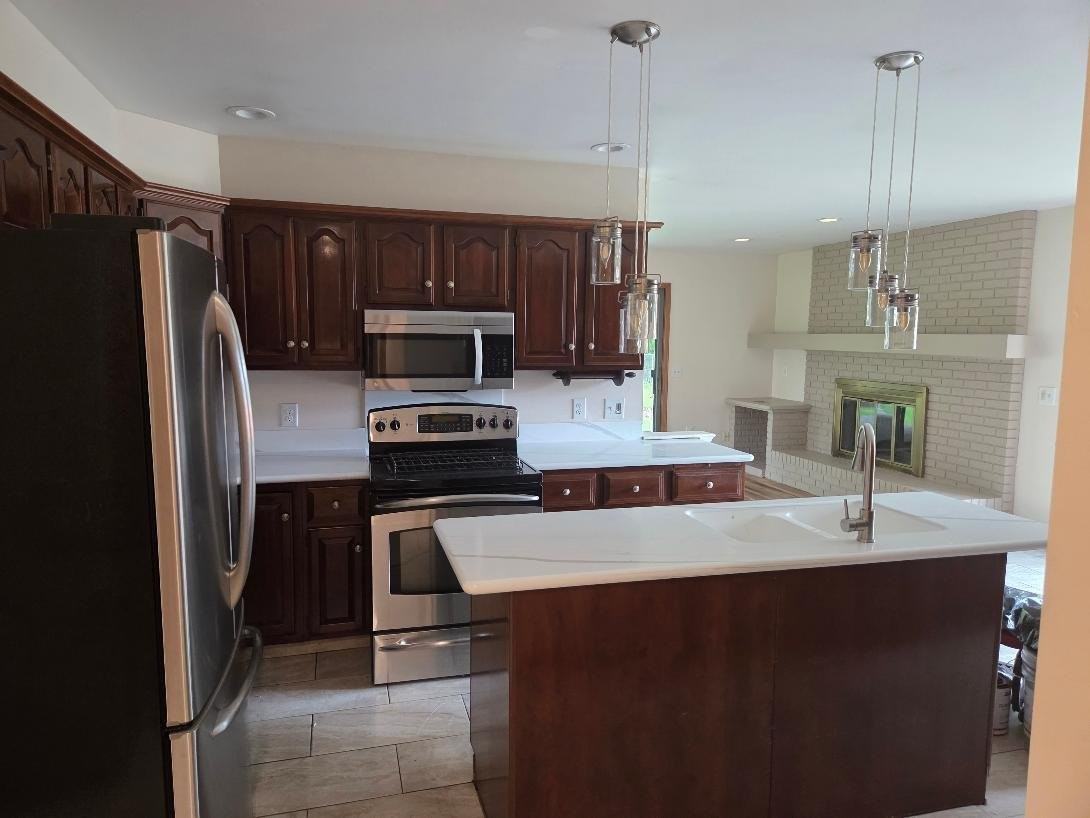 3595 Hermansau Dr - Photo 5 of 20