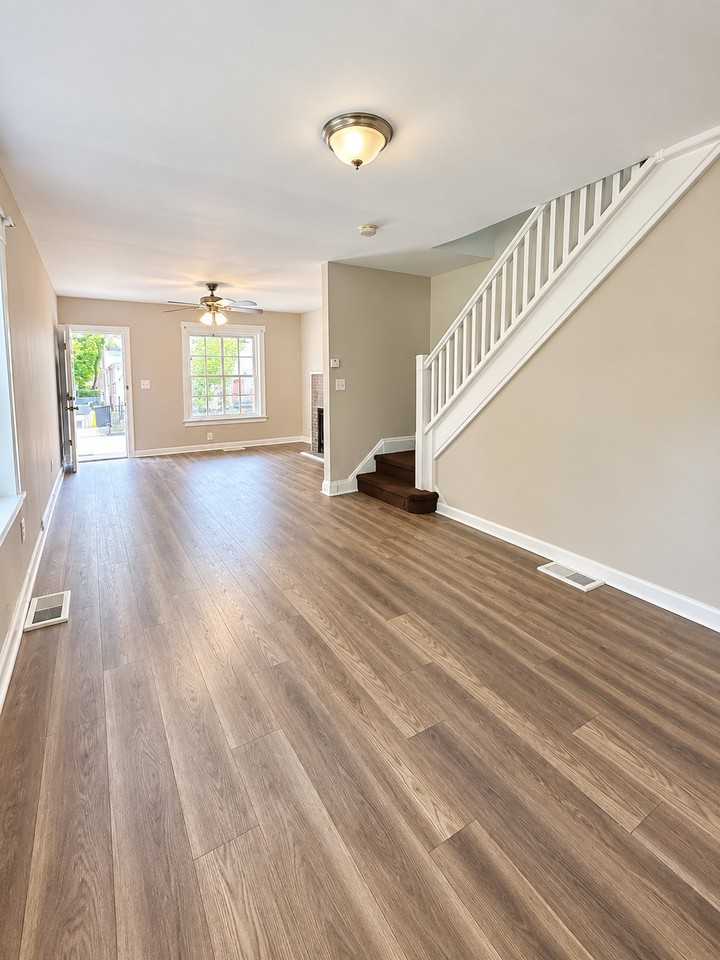 23 E Ingham Ave - Photo 6 of 13