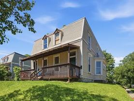 4569 N Edgewood Ave - Photo 1 of 1