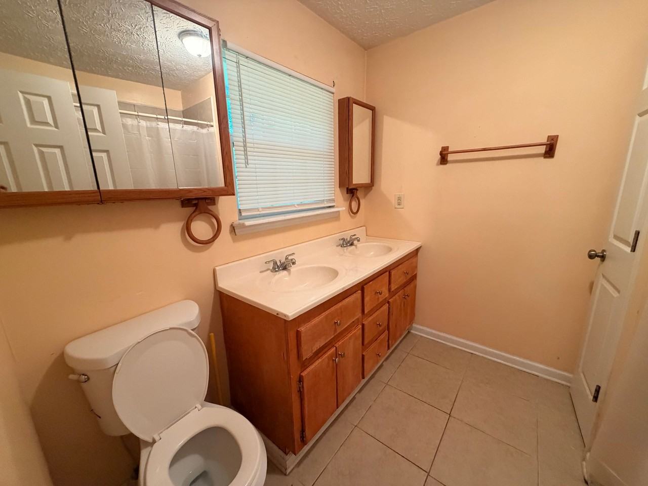 3739 Leisure Woods Dr - Photo 7 of 8