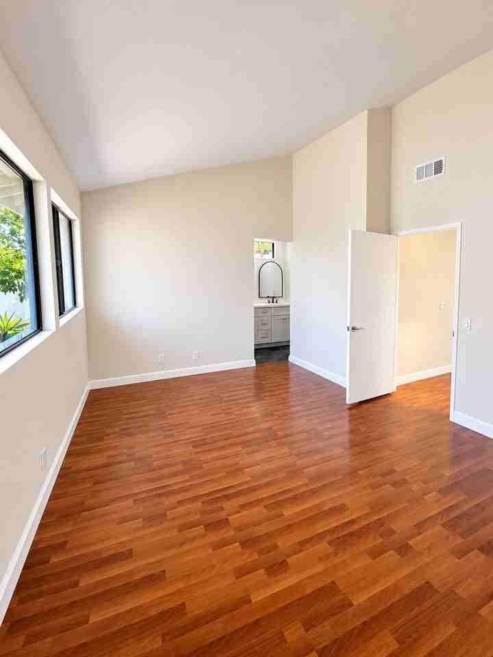 3828 Sycamore St - Photo 5 of 12