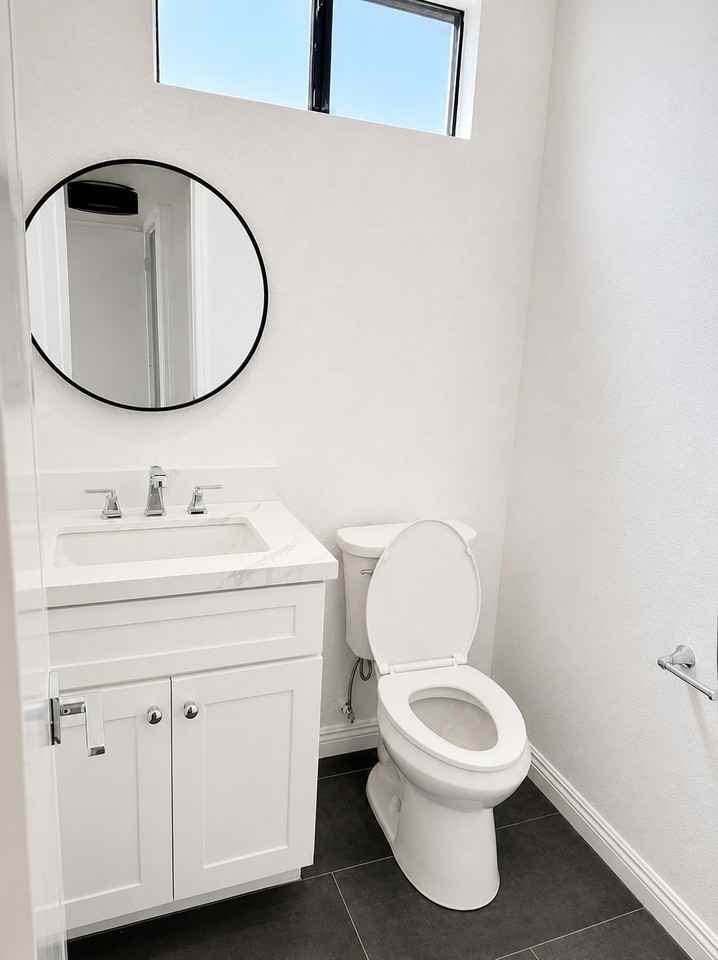 3828 Sycamore St - Photo 7 of 12