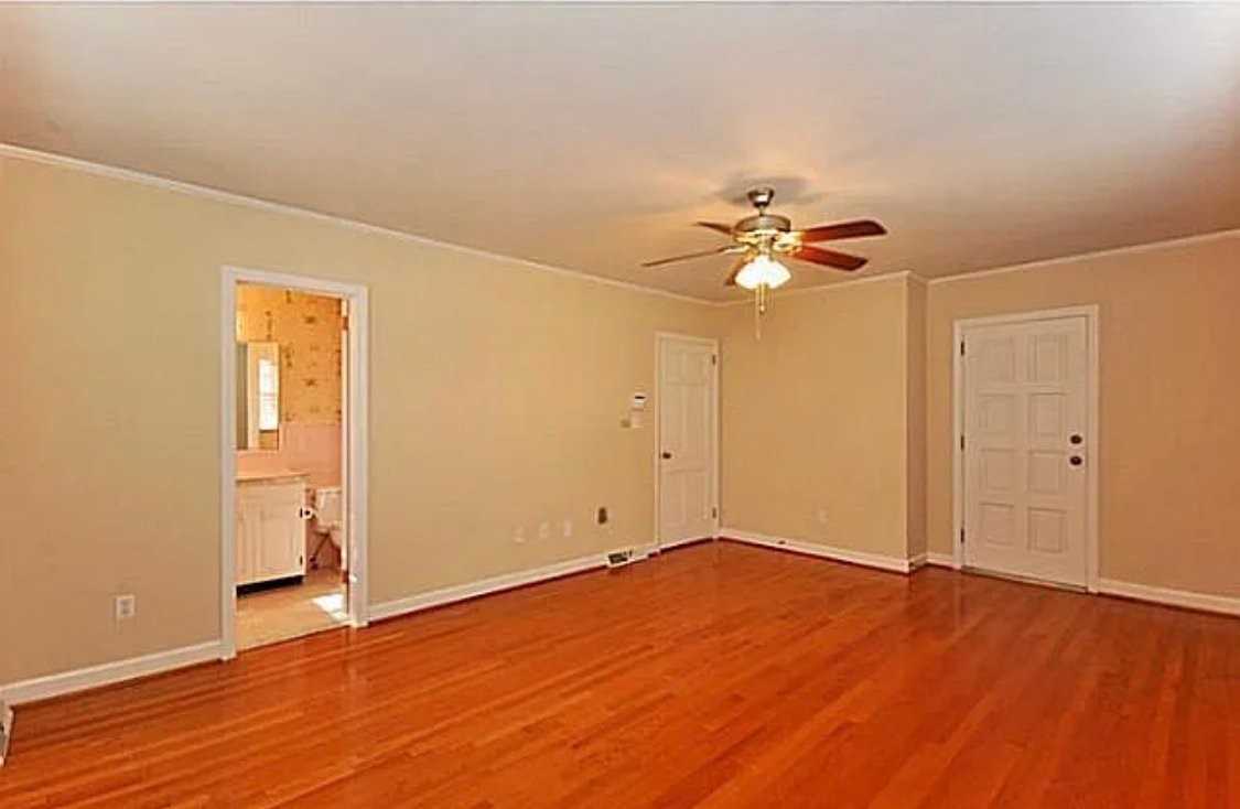 1008 Concord Rd - Photo 2 of 11