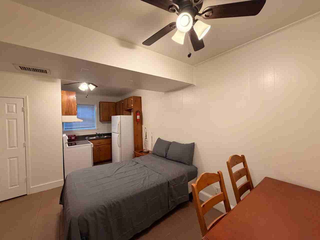 3645 Sherrydale Ln - Photo 2 of 13