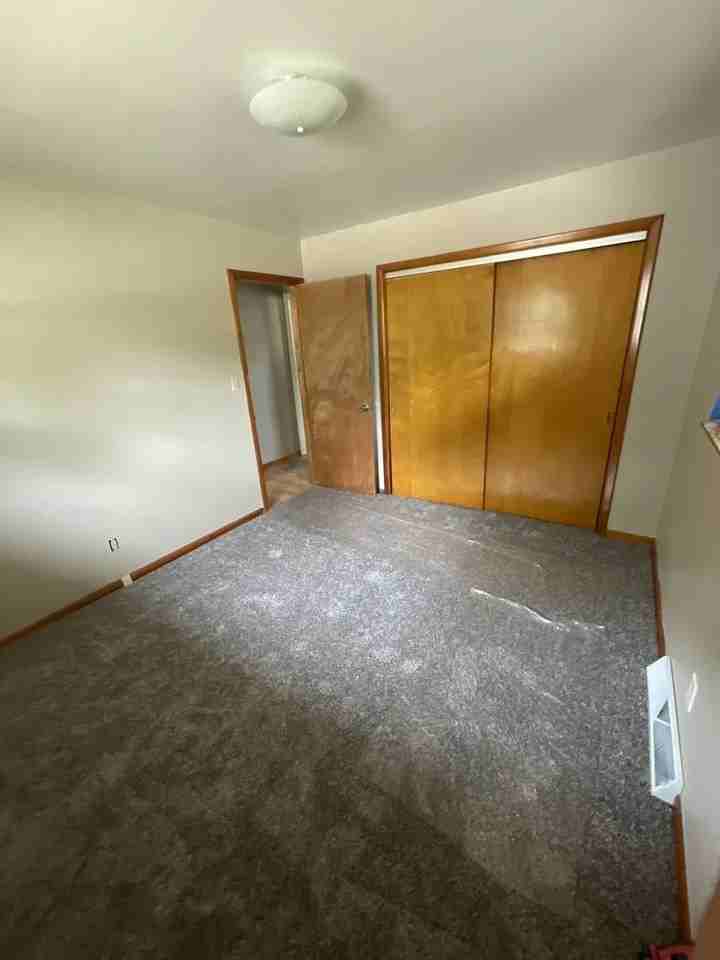 1 Suburban Ct - Photo 4 of 5