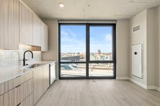 4614 N Broadway St - Photo 1 of 1