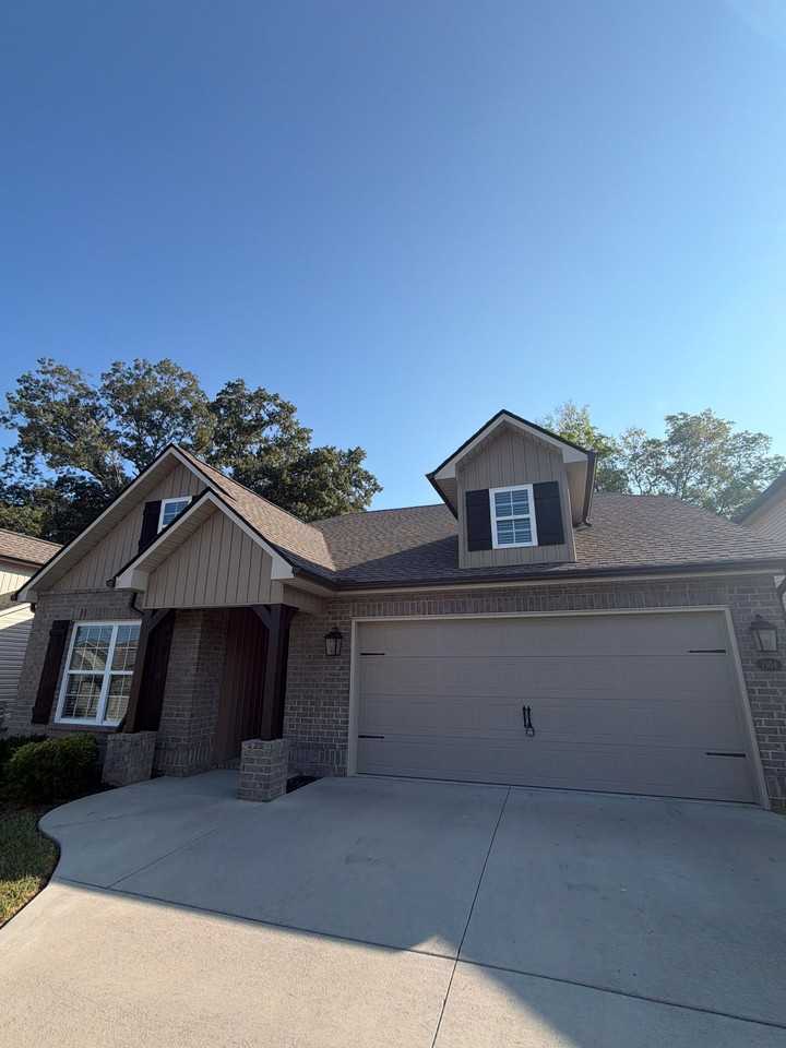 7104 Nans Creek Way - Photo 2 of 28